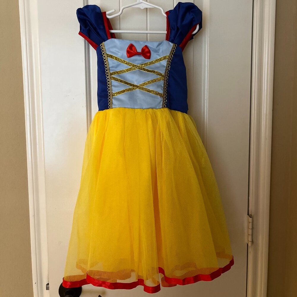 Girl's Snow White Dress, NWT